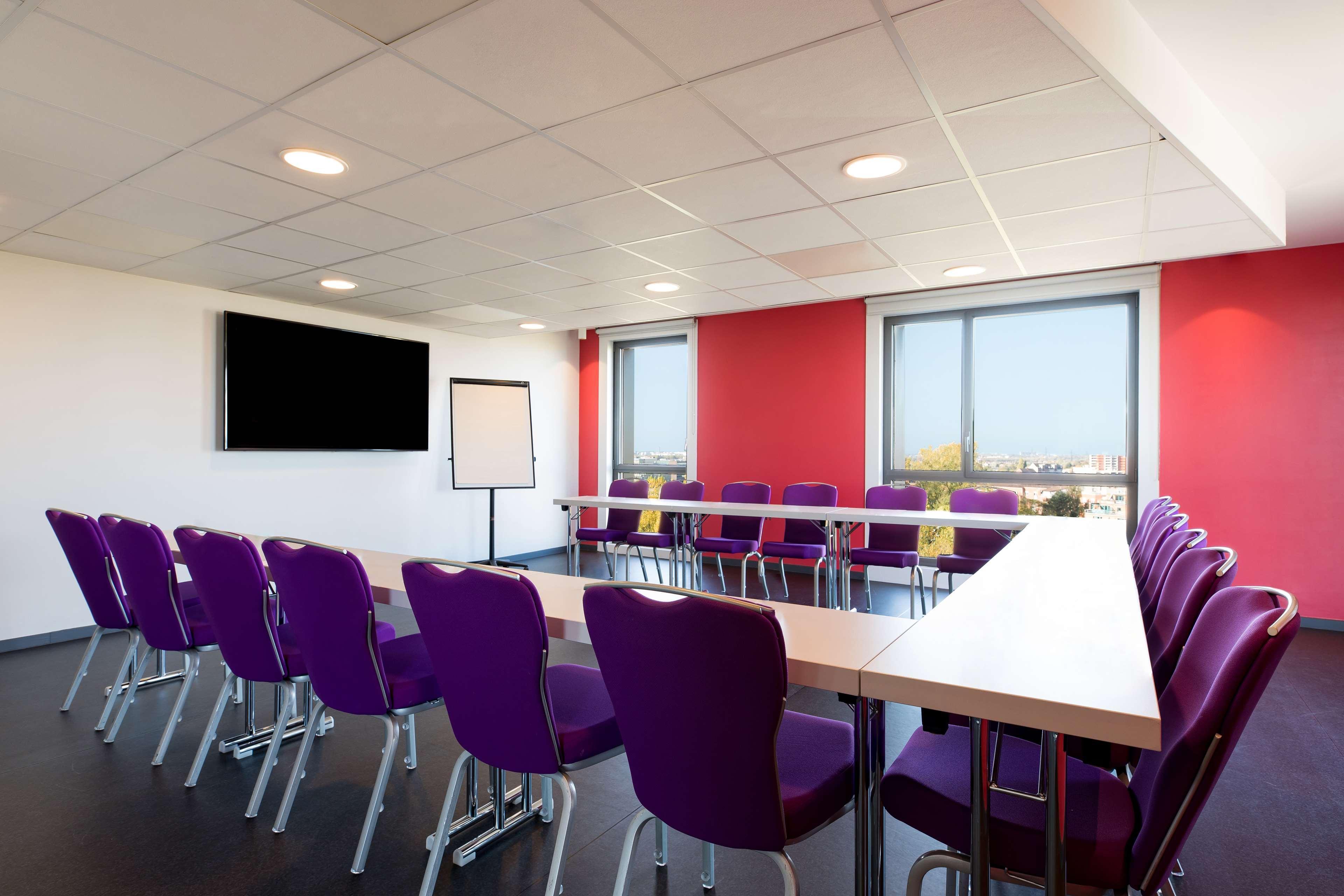 Park Inn by Radisson Lille Grand Stade Villeneuve-d’Ascq Exterior foto