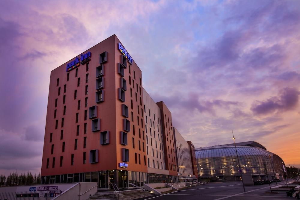 Park Inn by Radisson Lille Grand Stade Villeneuve-d’Ascq Exterior foto