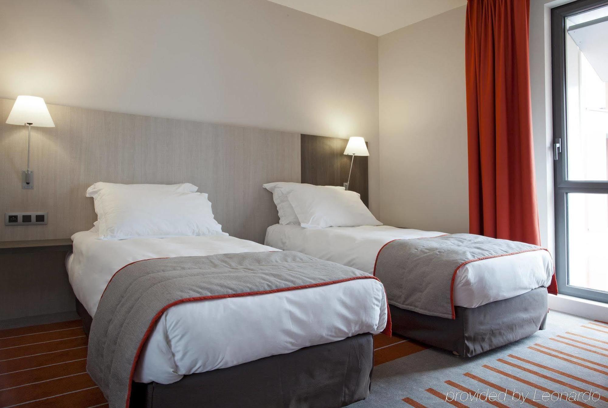 Park Inn by Radisson Lille Grand Stade Villeneuve-d’Ascq Exterior foto