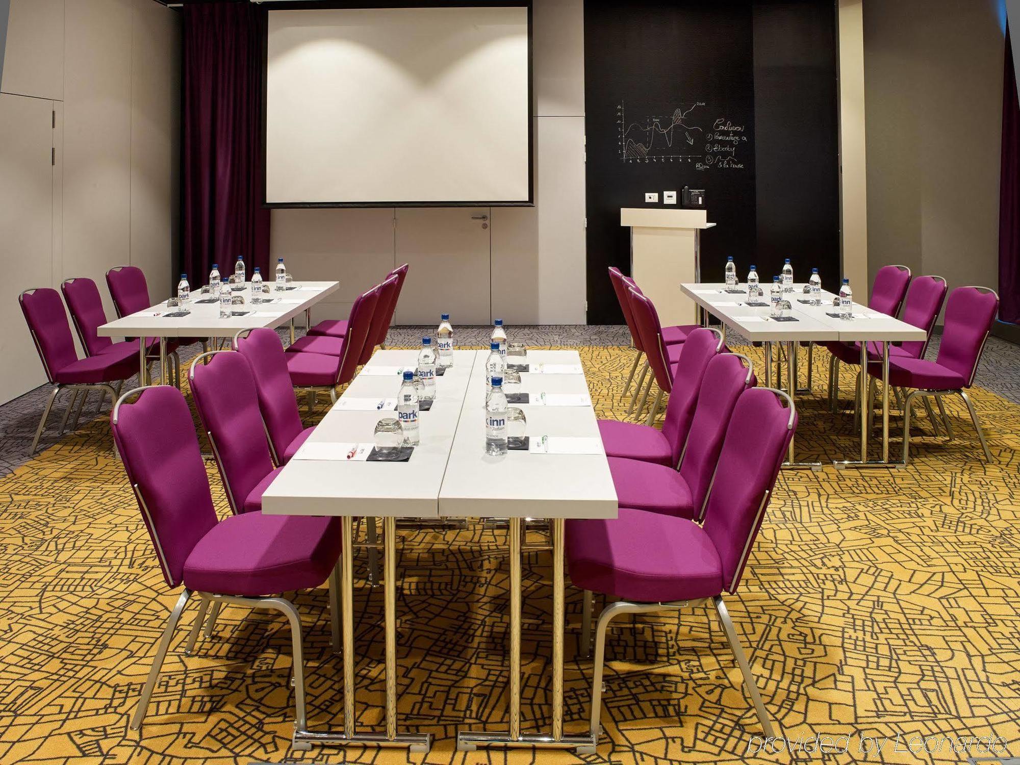 Park Inn by Radisson Lille Grand Stade Villeneuve-d’Ascq Exterior foto