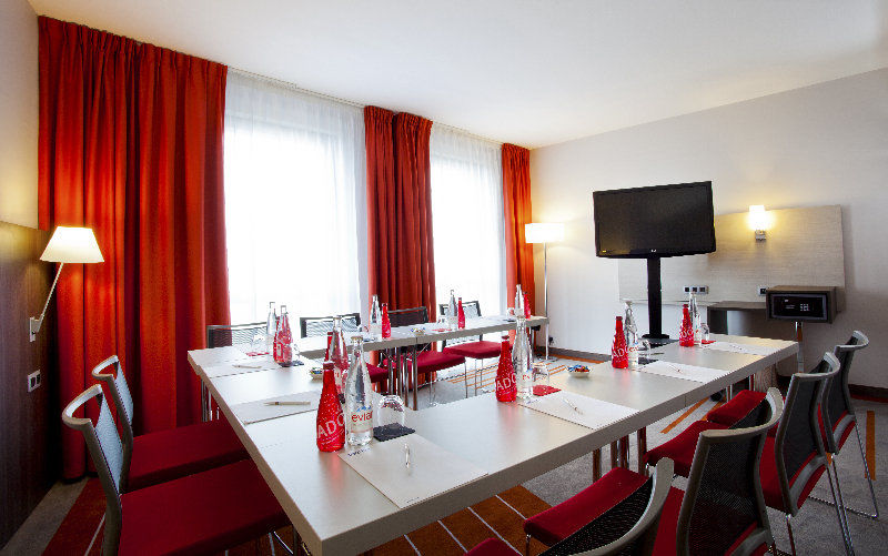 Park Inn by Radisson Lille Grand Stade Villeneuve-d’Ascq Exterior foto